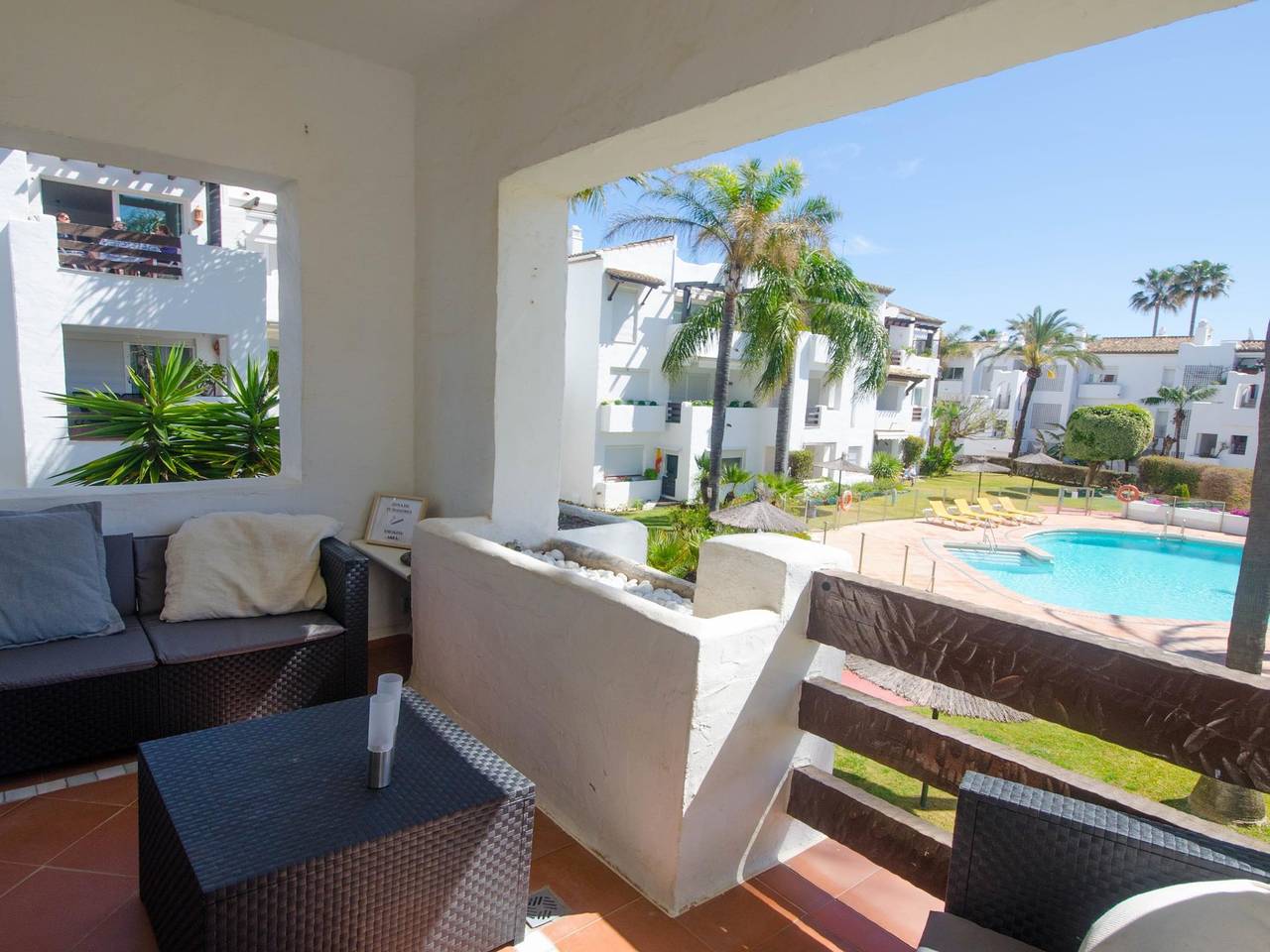 Ganze Ferienwohnung, Apt. Terraza de Agustina-Pool direkt am Strand in Saladillo Benamara, Estepona