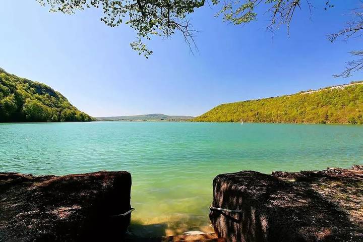 Wohnwagen für 4 Personen, mit Terrasse und Pool, mit Haustier in Franche-Comté - 3