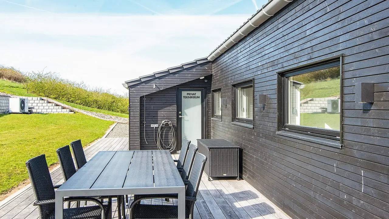 Feriehus for 7 personer med terrasse in Gjeller Odde, Underbjerg