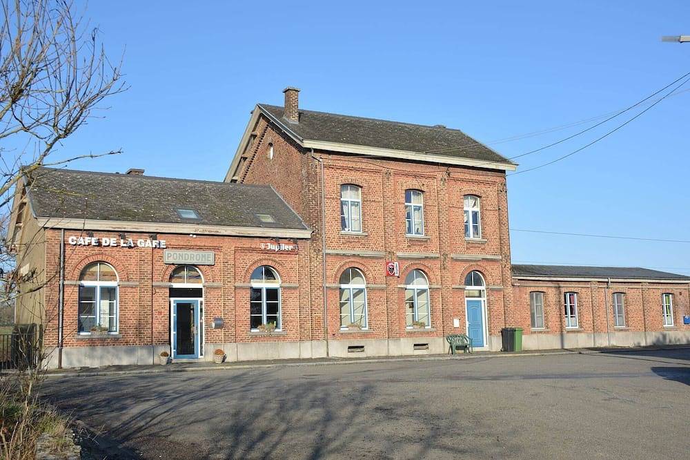 Spoorwegverblijf in de Ardennen in Beauraing, Regio Namur