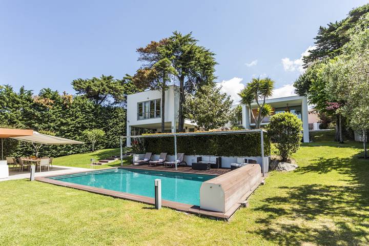 Casa de vacaciones para 11 personas, con terraza y jardín en Alcabideche