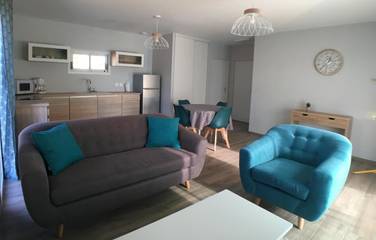 Gîte pour 5 personnes, avec jardin et vue à Varetz