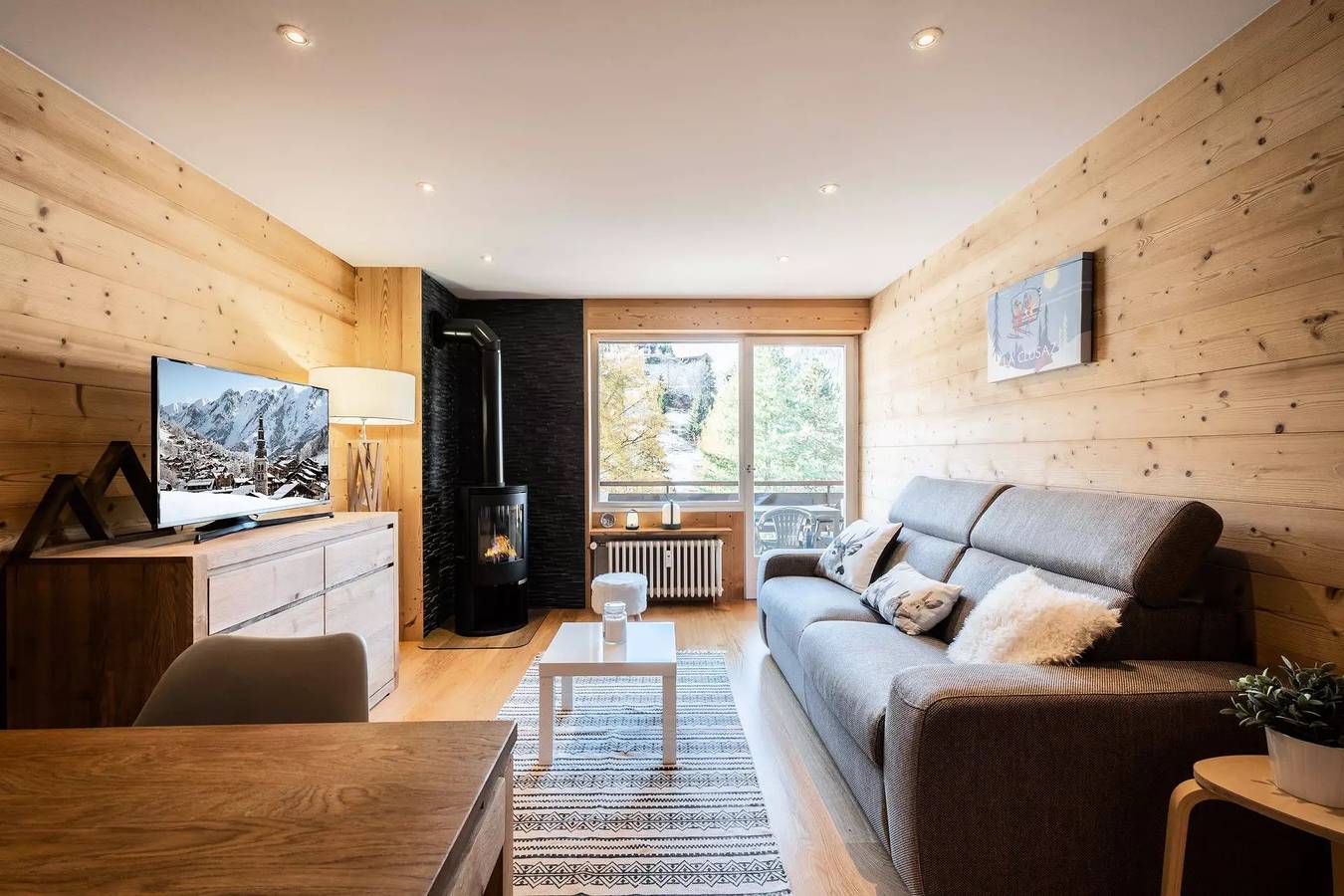 Ganze Wohnung, 3*, 4 Personen, 1 Schlafzimmer, 200 m Pisten, Bergblick in La Clusaz, Annecy und Umgebung