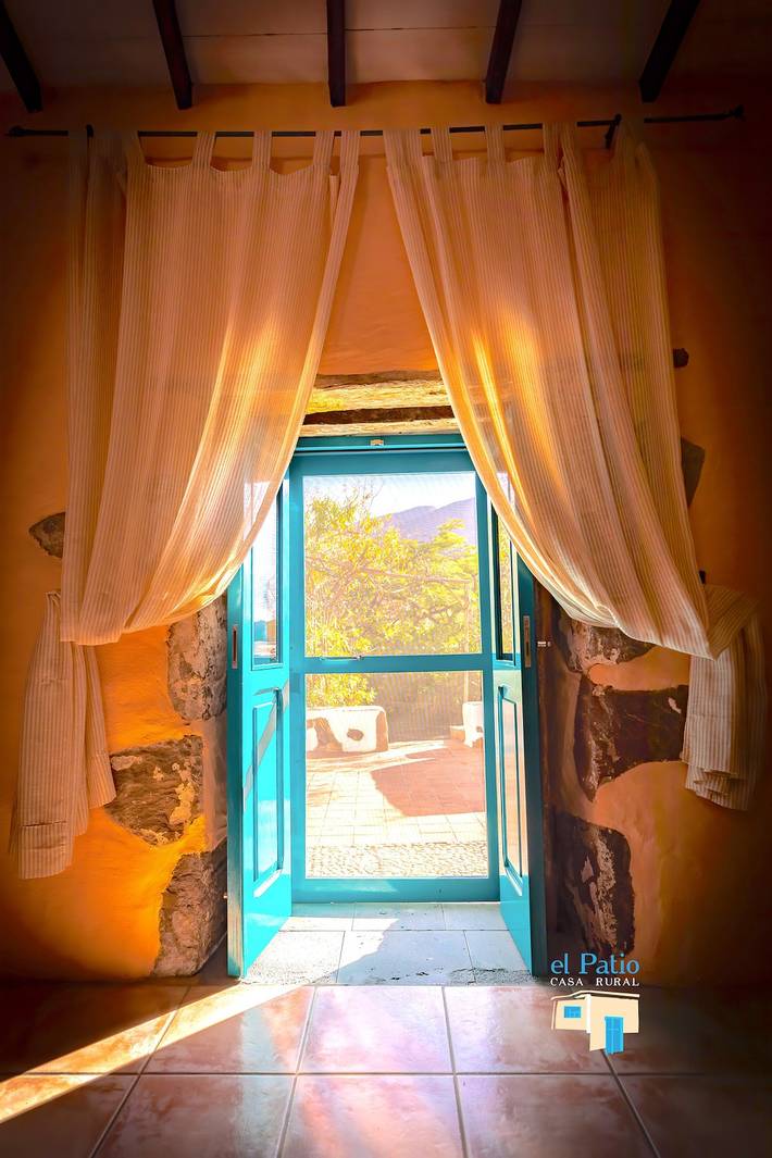 El Patio de Agaete Country House with Sea Views, Private Pool and Wi-Fi in El Risco, Agaete