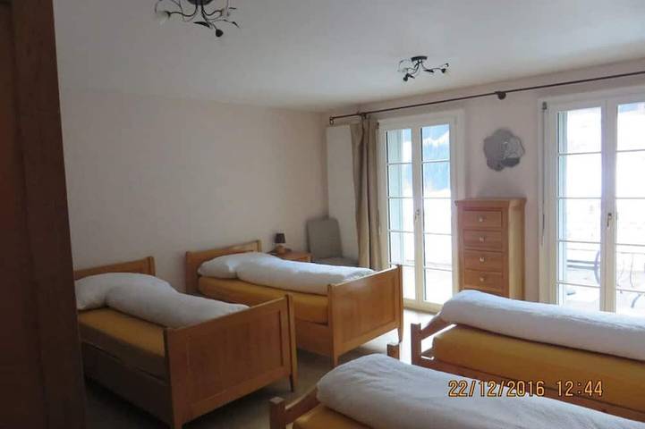 Villa für 16 Personen, mit Garten in der Schweiz - 2