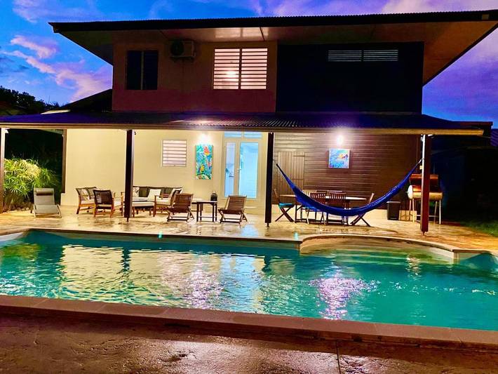 Location de vacances pour 8 personnes, avec jardin ainsi que piscine et vue à Remire-Montjoly - 3