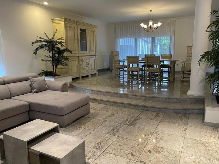 Location de vacances pour 6 personnes, avec jardin et vue à Maasmechelen - 2