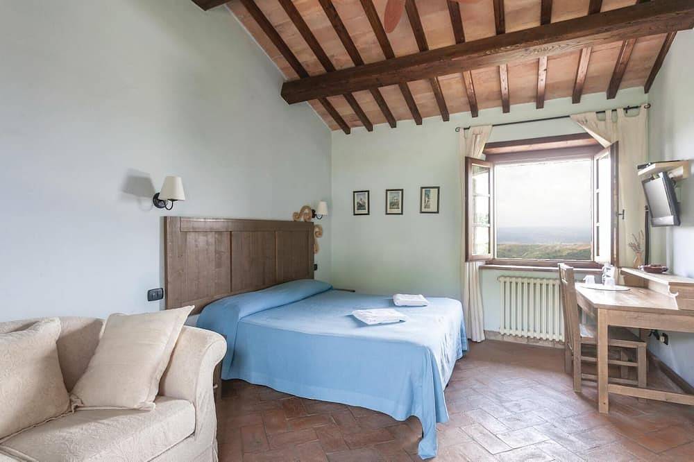Nice home in Lugnano in Teverina in Lugnano in Teverina, Terni Province