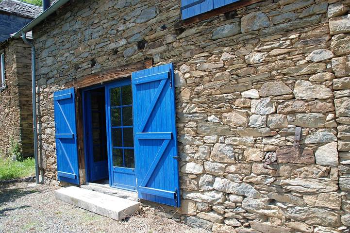 Gîte pour 4 personnes, avec Jacuzzi et Terrasse dans l' Ariège