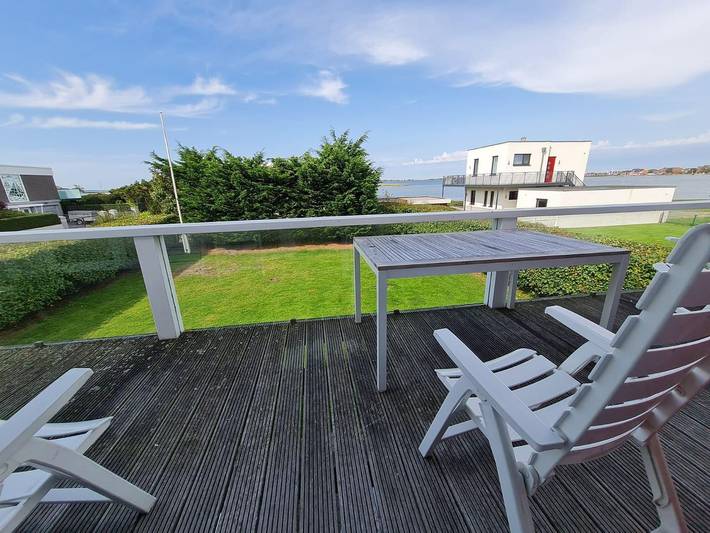 Ferienhaus für 6 Personen, mit Balkon und Terrasse sowie Garten