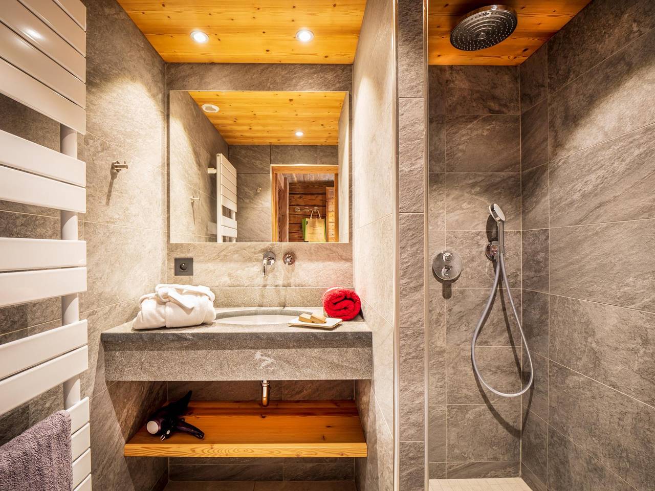 Ganze Wohnung, Chalet le Solaret - 4-Zimmer-Appartment für 6 Personen in Chinaillon, Le Grand-Bornand