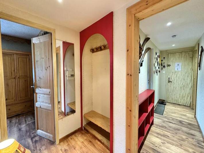 Gîte pour 6 personnes, avec balcon, adapté aux familles dans Col De Vars Vars Station De Ski - 3
