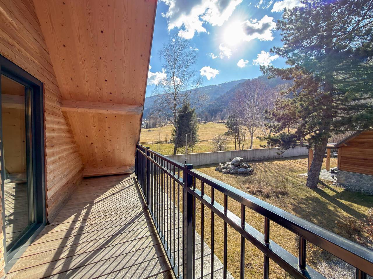 Luxus-Chalet mit Sauna und Terrasse am See in Afritz am See, Villach-Land