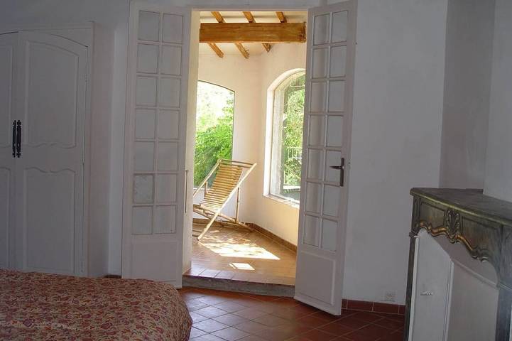 Ganze Wohnung, Familienwohnung, 2-8 Personen, In Der Provence Mas 16. Jahrhundert, Pool, Garten, Parkplatz in Le Castellet, Mittelmeerküste (Frankreich)