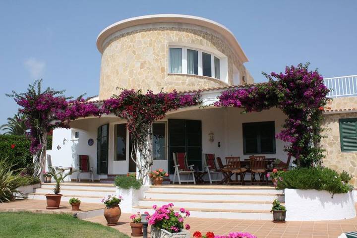 Casa de vacaciones para 9 personas, con Balcón y Terraza además de Piscina y Vistas en S'Algar