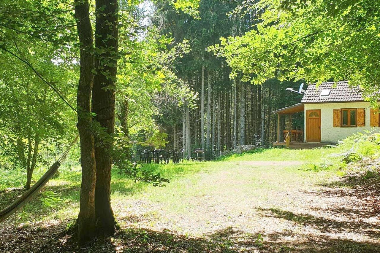 Two-Bedroom Chalet in Saint-Martin-du-Puy, Parc naturel régional du Morvan