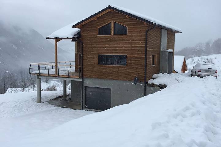 Chalet für 12 Personen, mit Balkon und Garten - 1
