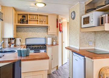 Caravan for 4 People in Dolgellau, Gwynedd, Photo 4