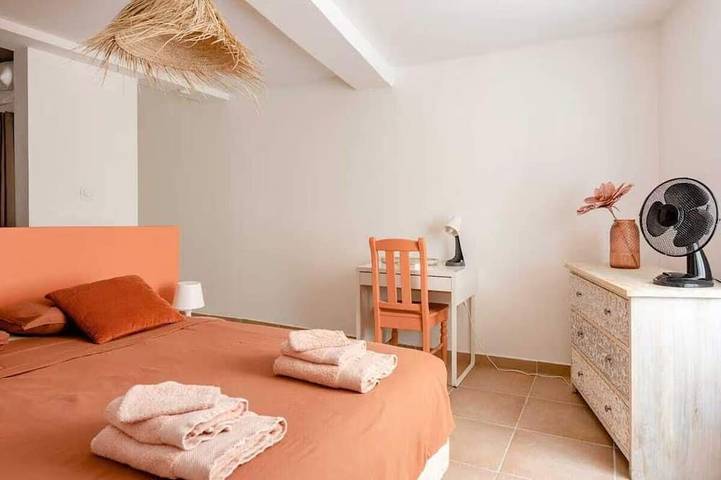 Gîte pour 3 personnes, animaux acceptés à Montfort-sur-Argens - 2