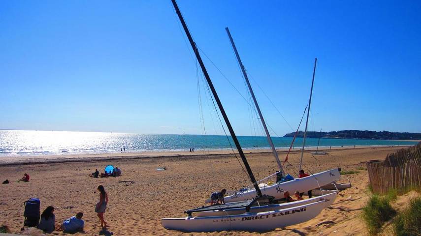 Location de vacances pour 6 personnes, avec Terrasse et Jardin à Saint-Jean-de-la-Rivière