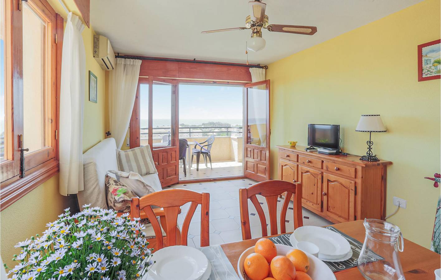 Appartement de vacances entier, Appartement avec vue sur la mer, avec piscine et WiFi in El Pinar de San Gines, Carthagène