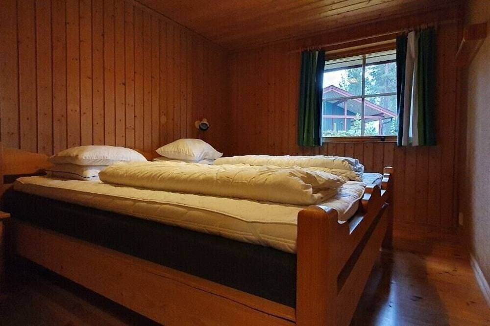 Sauna | Wi-Fi | Terrace | Wood stove | Cable Tv in Lofsdalen, Härjedalen