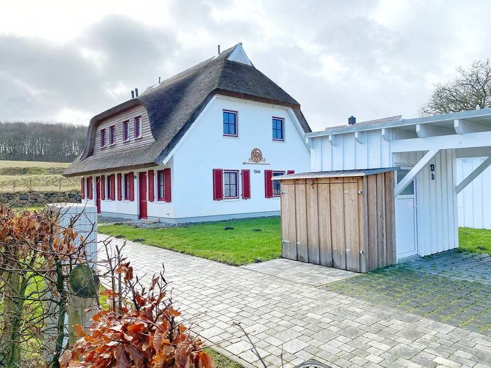 Ferienhaus für 4 Personen, mit Terrasse und Garten sowie Ausblick in Lohme, Rügen