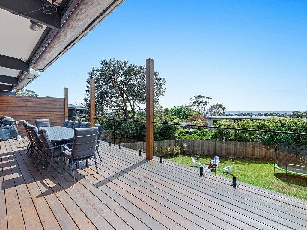Mccrae Holidays by Ready Set Stay in McCrae, Mornington Peninsula