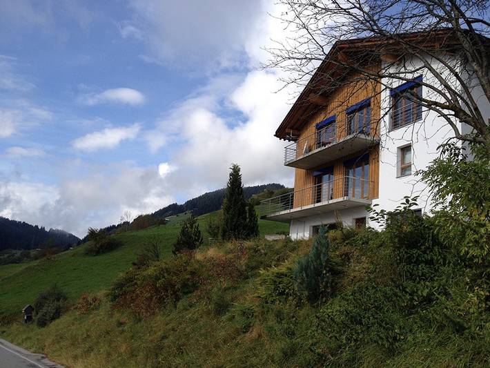 Ganze Ferienwohnung, Ferienwohnung Principala 5 Zeller, Andiast - 5.5 Zimmer Ferienwohnung für max. 10 Pers. in Andiast, Alpenarena
