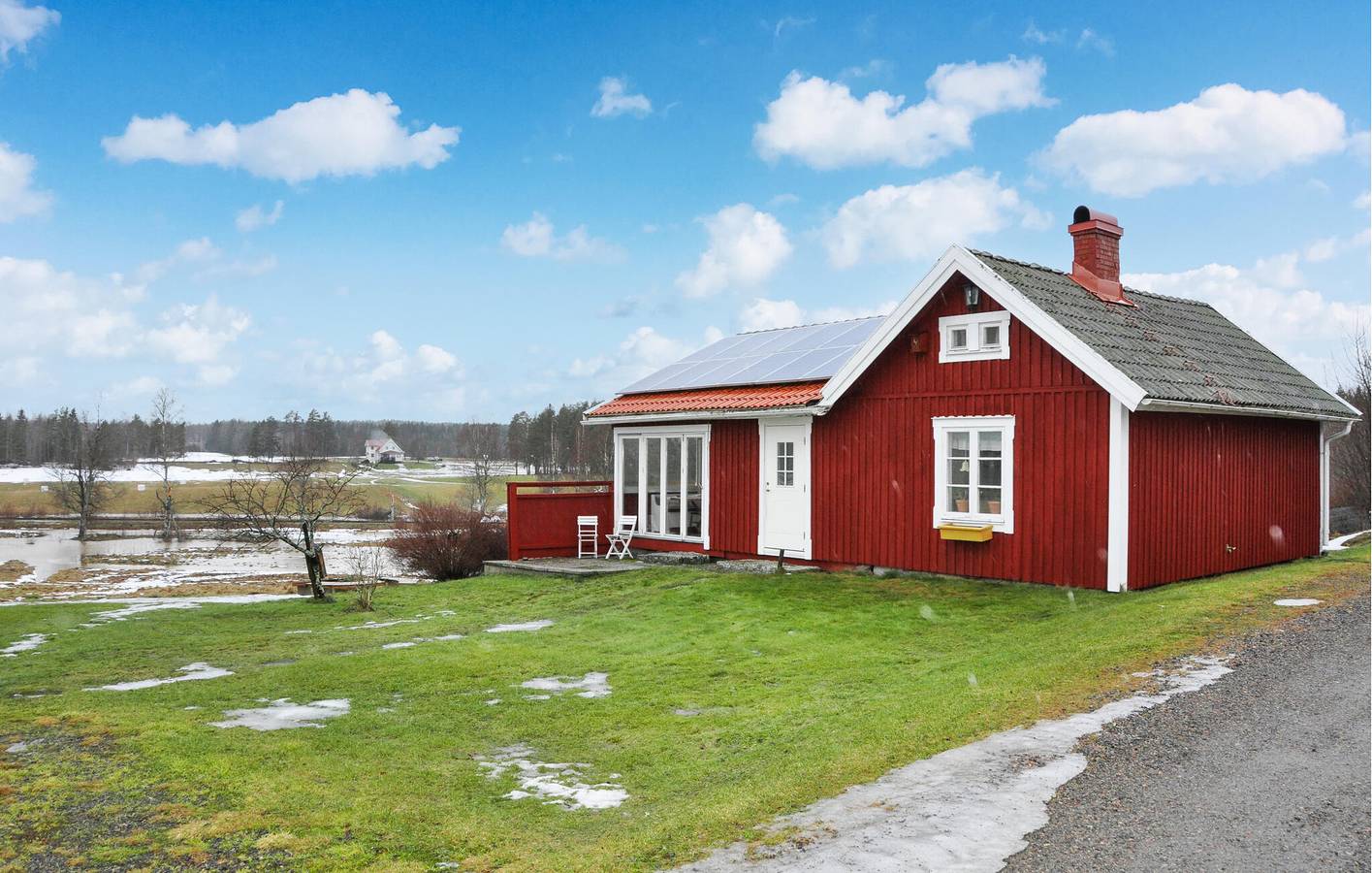 Ferienhaus für 6 Personen mit Garten in Dalslands Kanal
