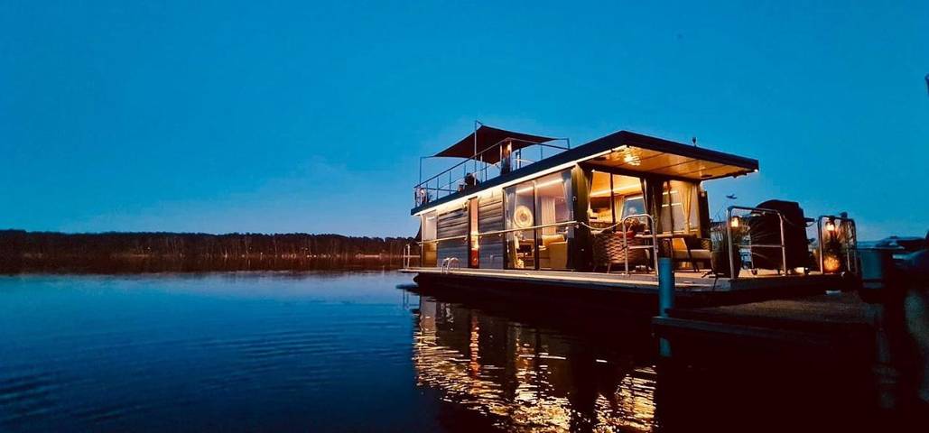Boot für 2 Personen, mit Terrasse und Sauna sowie Seeblick und Ausblick in Dahme-Spreewald