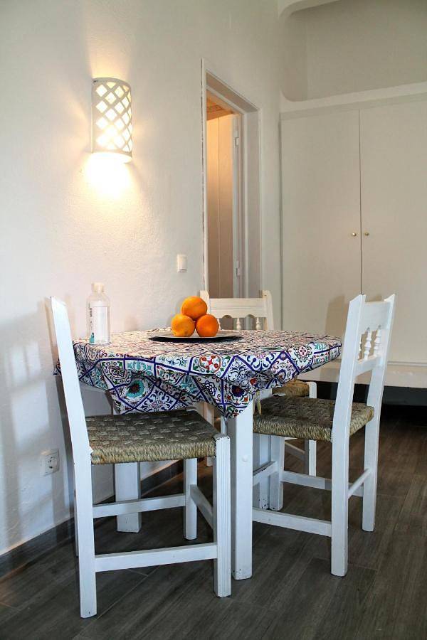 Gîte pour 2 personnes, avec jardin et piscine ainsi que vue et terrasse à Santa Luzia - 2