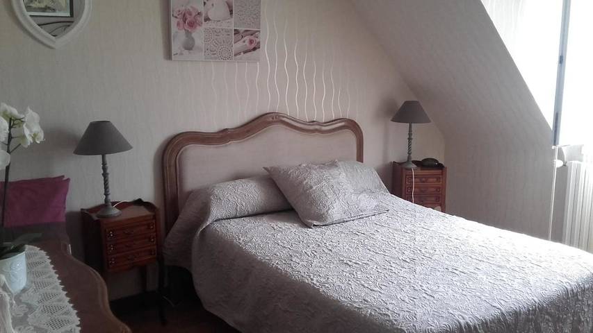 Ferienwohnung für 2 Personen, mit Terrasse und Garten sowie Ausblick