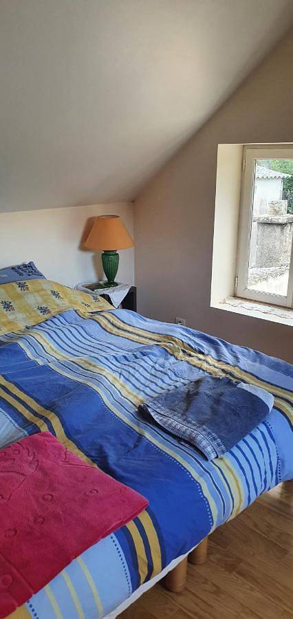 Gîte pour 2 personnes, avec terrasse ainsi que vue et jardin, animaux acceptés à Guémené-sur-Scorff - 3