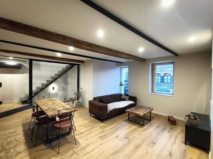 Gîte pour 6 personnes, avec Balcon et Terrasse ainsi que Jardin et Vue dans Le Breuil (Rhône)