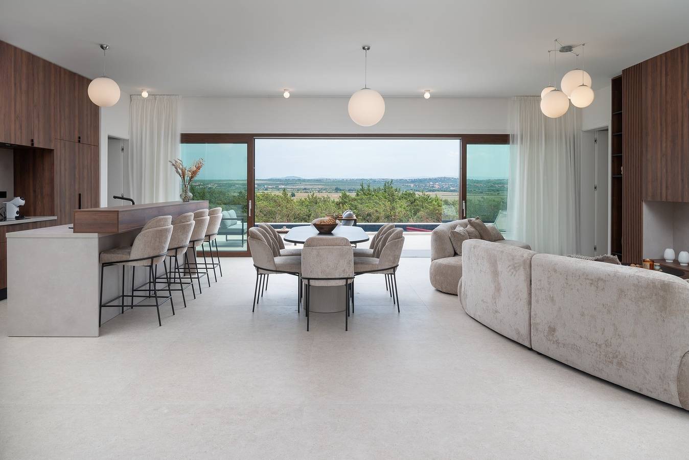 Villa Terra & Aria Dalmatica mit beheiztem Pool, Jacuzzi, Sauna und Grillplatz in Općina Sveti Filip i Jakov, Zadar