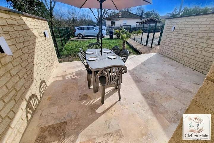 Location de vacances pour 4 personnes, avec terrasse, animaux acceptés dans Parc des Oiseaux (Villars-les-Dombes) - 3