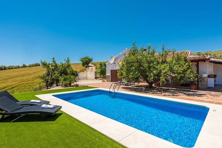 Villa for 4 people, with garden - 1