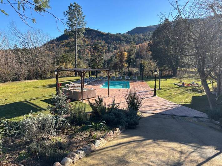 Casa rural para 15 personas, con piscina además de vistas y jardín, Se admiten mascotas en Parque natural del Montseny - 4