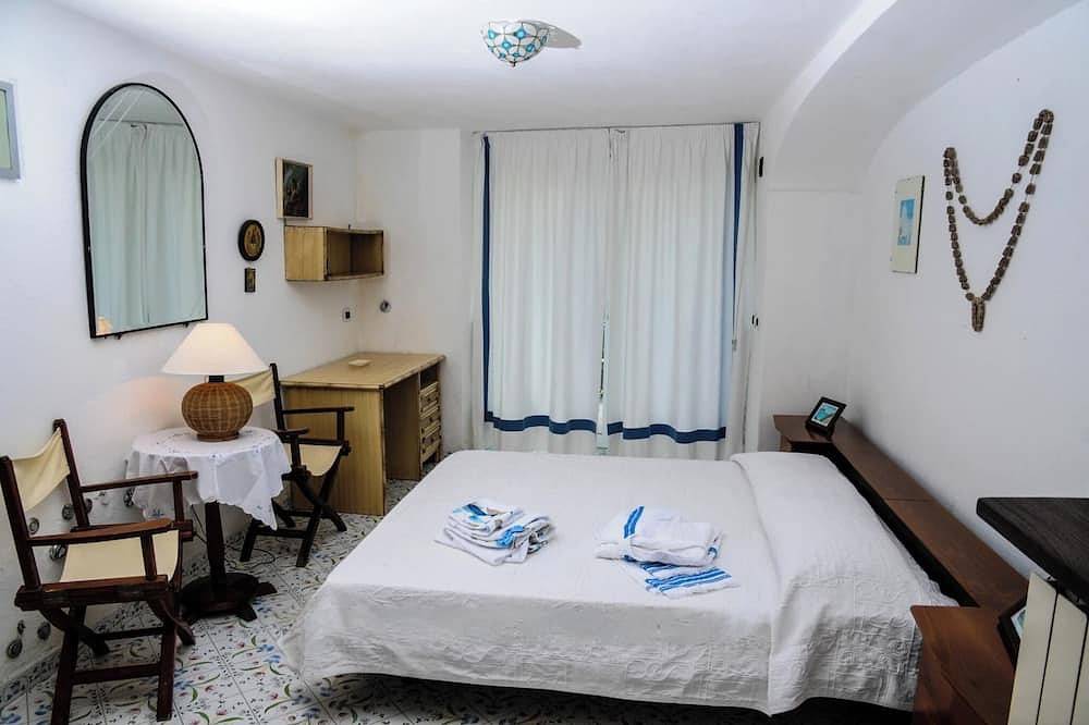 Villa La Prua in Casamicciola Terme, Ischia