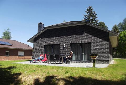 Ferienhaus für 4 Personen, mit Terrasse und Garten sowie Sauna in Malchow - 3