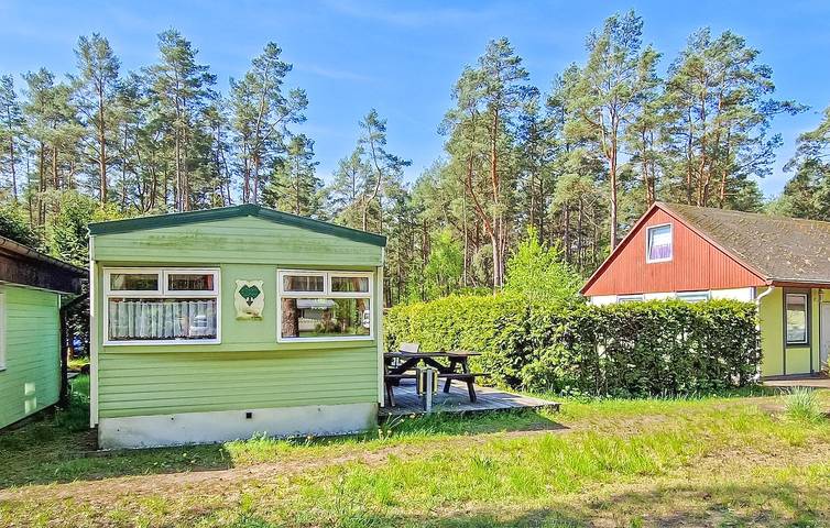 Wohnwagen für 6 Personen, mit Terrasse in Brandenburg - 4