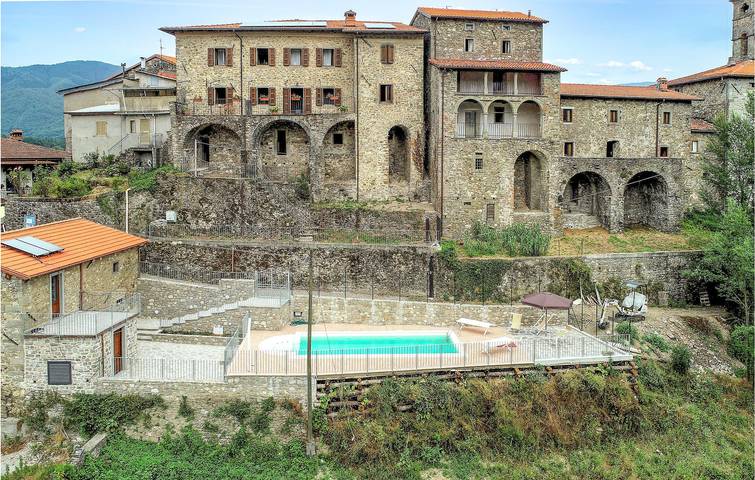 Ferienhaus für 12 Personen in Piazza al Serchio