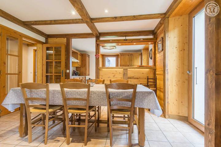 Gîte pour 6 personnes, avec jardin à Flumet - 3