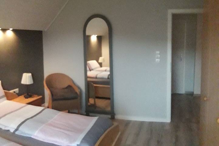 Ferienwohnung für 4 Personen, mit Terrasse und Garten in Meinerzhagen - 4