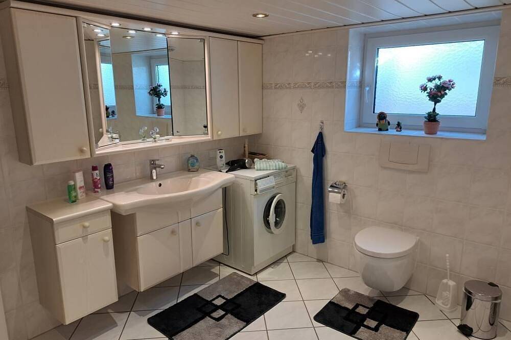 Ganze Wohnung, Neu Ferienwohnung Damrau in Hessisch Oldendorf, Weserbergland