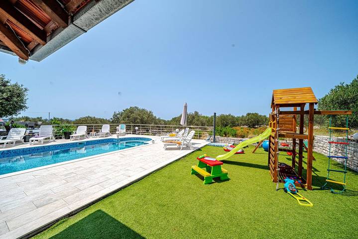 Ferienhaus mit privatem Pool in Vela Luka, Korcula