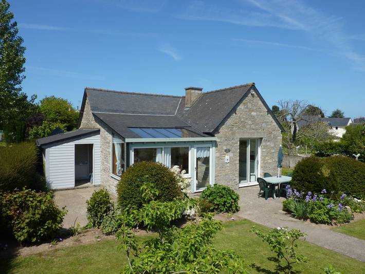 Gîte pour 4 personnes, avec terrasse et jardin à Saint-Cast-le-Guildo - 2