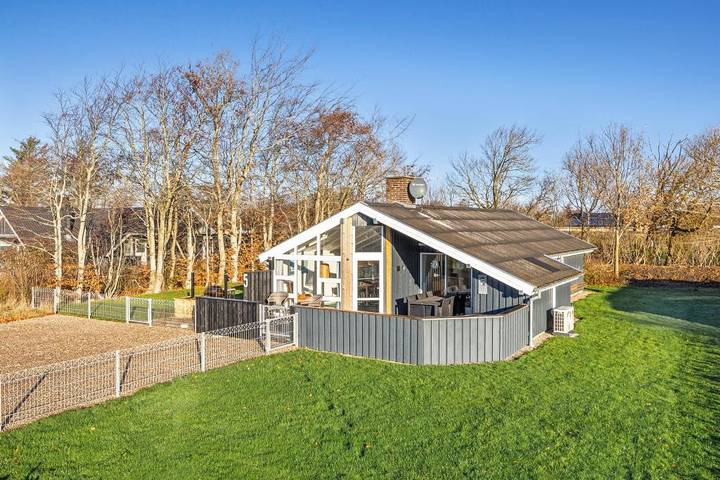 Ferienhaus für 5 Personen, mit Balkon/Terrasse und Whirlpool