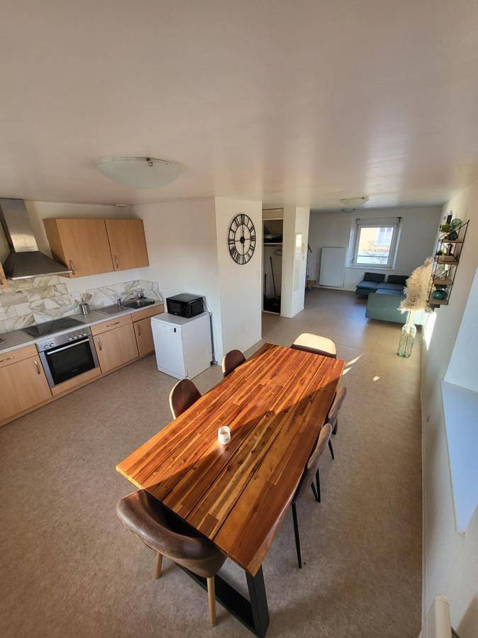 Gîte pour 4 personnes, avec piscine ainsi que jardin et jacuzzi à Le Russey - 4